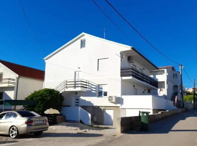 Mario Апартаменты Задар